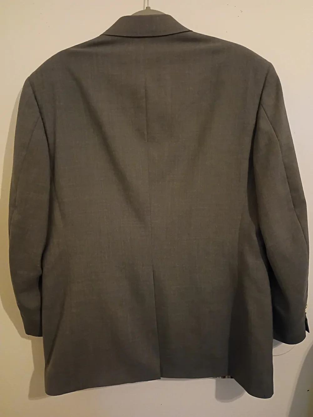 VTG Champion Men's Gray Sport Coat with Decorative Lining‎ Sz 42?